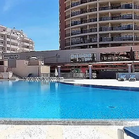아파트 Club Mar *